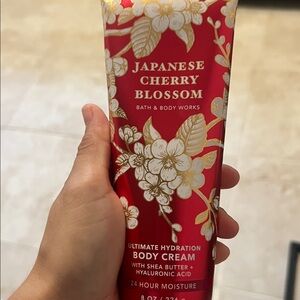 Bath & Body Works Red Body Cream